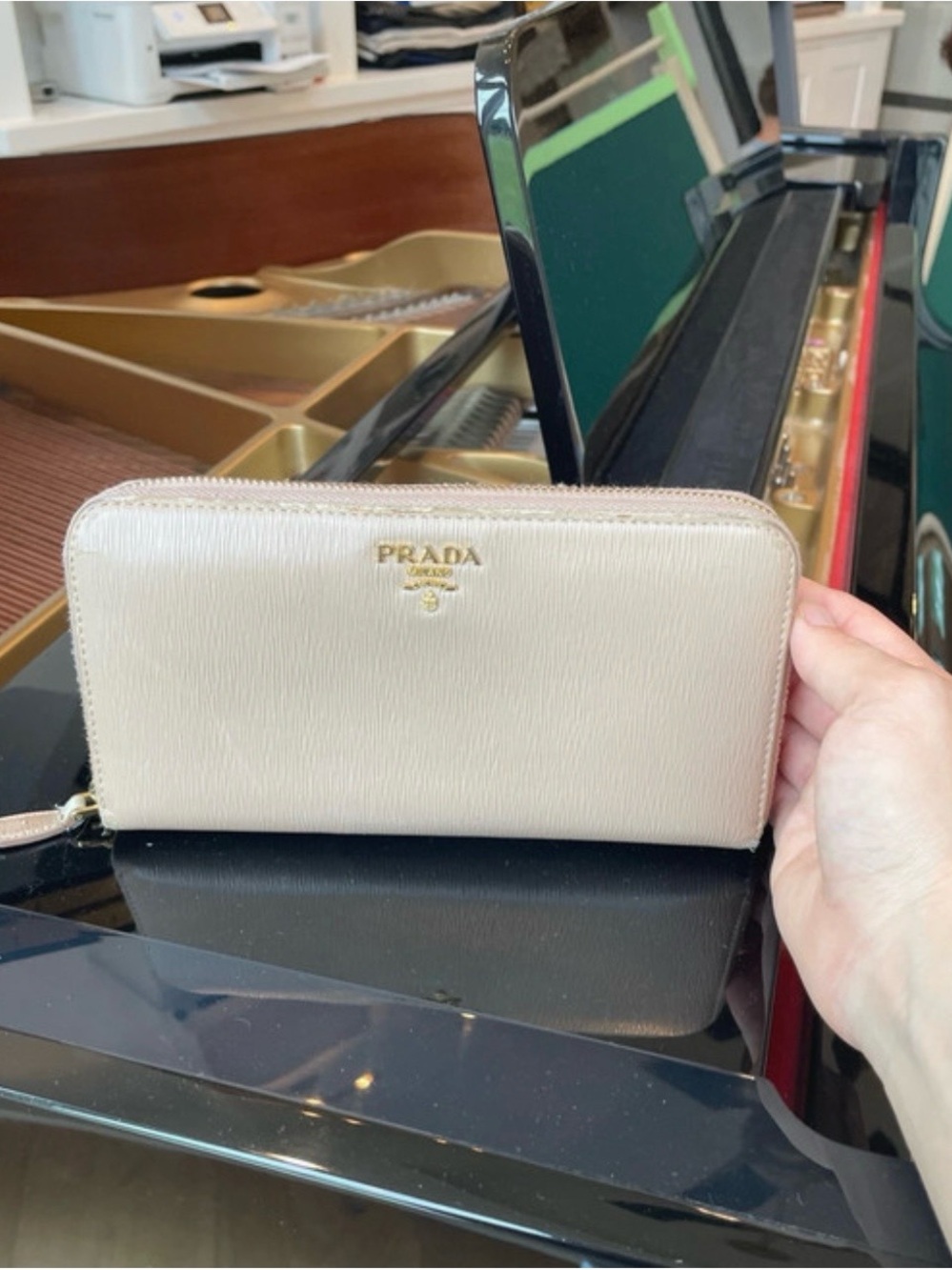 Prada Vitello Move Cream Beige Leather Zippy Wallet